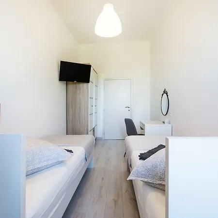 *** Lounge Terrace With The Harbour View / Centre *** * Pula